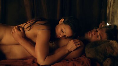 Négyesben kemény fasz szex videók amatőr fél két vékony tini lányok